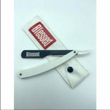 Blessed Navaja Carril Mango Plastico Blanca-negra    Ref. Blrz-3010