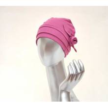 Constanza Benegas Gorro Martina Berenjena Claro